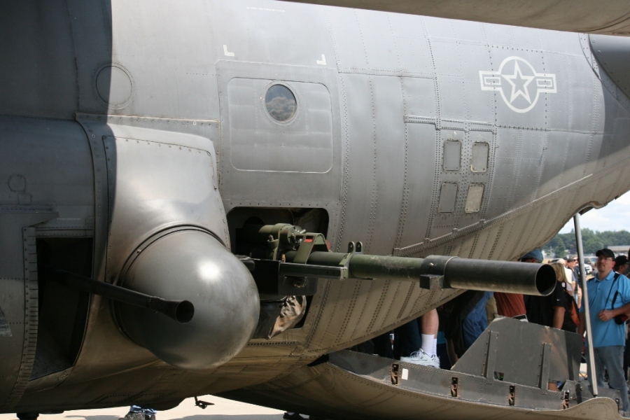 Lockheed AC-130H cannon