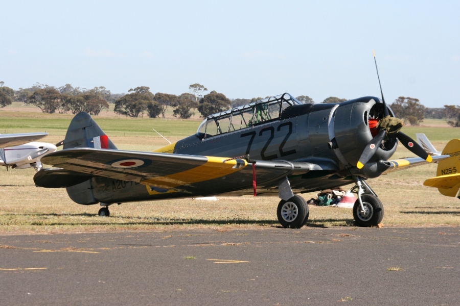 CAC Wirraway Nhill Fly In 2012