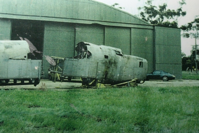 B-24 restoration arrives in Werribee in 1995 B-24 Liberator Restoration Fund