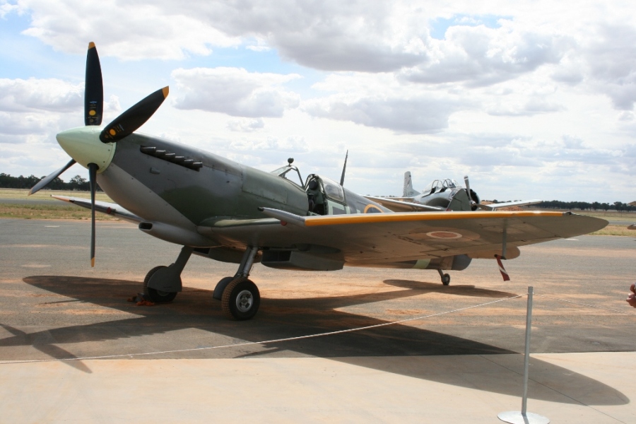Supermarine Spitfire Mk.XVI at a Temora Aviation Museum flying day in 2008