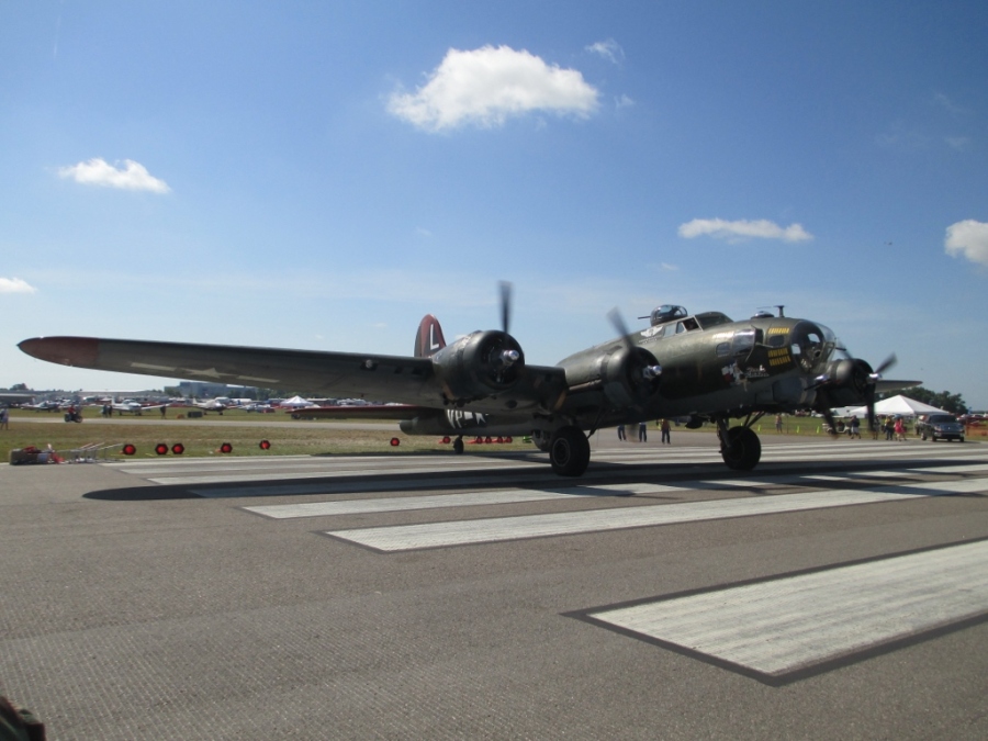 CAF B-17G Flying Fortress Texas Raiders