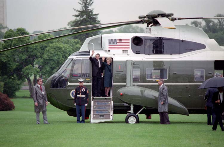 President and nancy Reagan departure via Marine One for Trip to Europe and Moscow Summit. 5/25/1988
