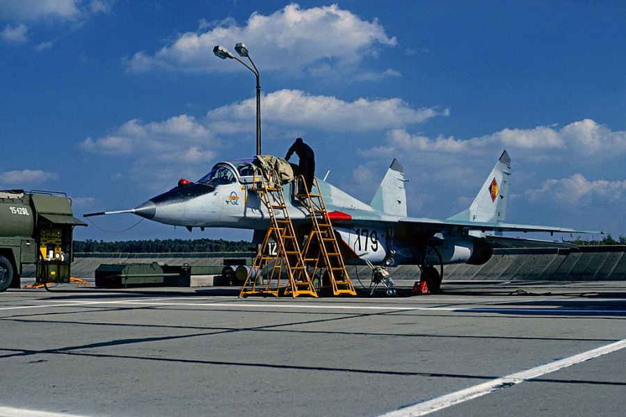 4 MiG-29UB Fulcrum two-seat trainers were in use by the GDR
