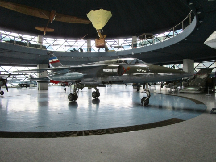 The first prototype Soko J-22H Orao 1 (serial number 25001) at the Belgrade Aeronautical Museum 
