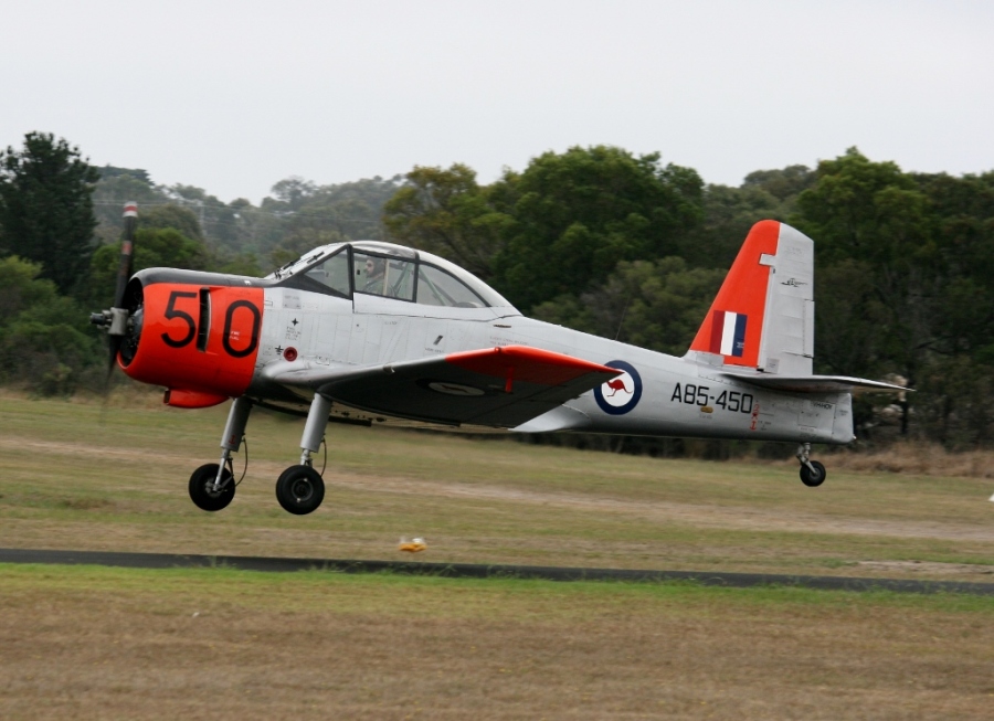 CAC Winjeel trainer at the 2016 Tyabb Airshow