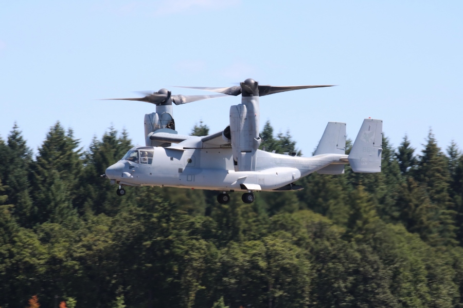 USMC Bell Boeing MV-22 Osprey tilt-rotor transport of the USMC VMM-161 "Greyhawks" prepares for take-off at Oregon International Air Show 2016