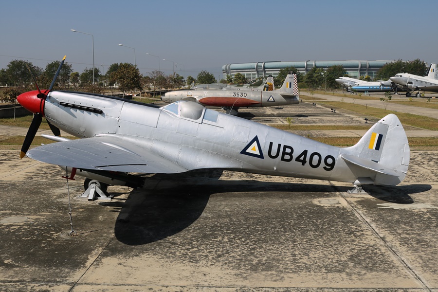 The Burmese Air Force Supermarine Seafire Mk.XV stands before numerous jet trainers, fighters and transport aircraft at the Myanmar Defence Services Museum in Nay Pyi Taw (February 2018)