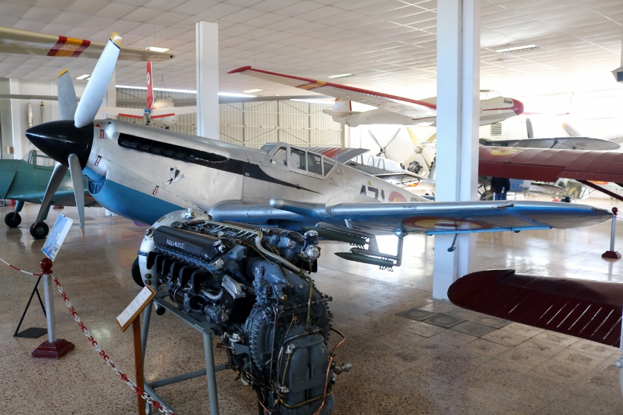 Hispano Aviación HA-1112-M1L Buchón (211) displayed with a Rolls Royce Merlin engine at the Spanish Air Force Museum 