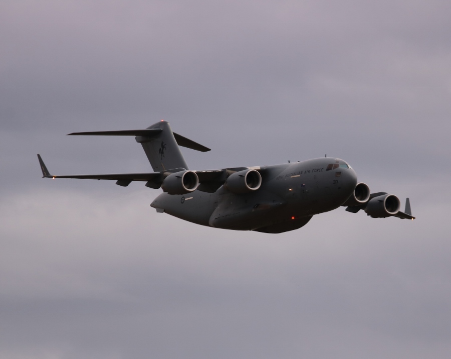 Return pass by the RAAF No. 36 Squadron Boeing C-17 Globemaster III - Warbirds Downunder 2018 (Day Two)