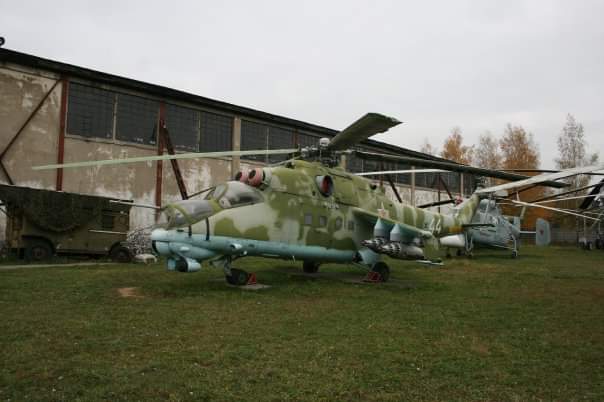 Soviet Mil Mi-24V Hind assault helicopter gunship at the Russian Air Force Museum in Monino in 2007 (Central Museum of the Air Forces)